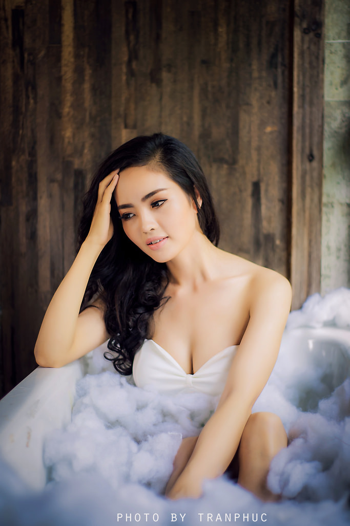 抽打调教很虐贱妇(h)